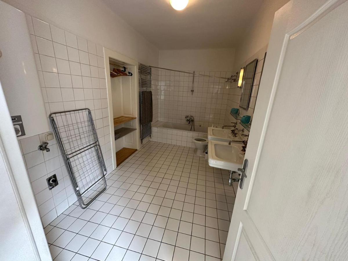 Central Plaza Family Apartment 2 Bedroom Bruckneudorf ภายนอก รูปภาพ